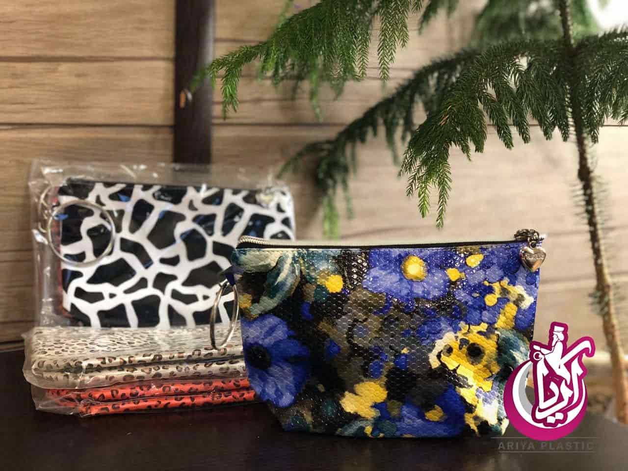 Sell-cosmetic-bag-with-metal-zipper-pic-2 کیف آرایشی با زیپ فلزی - ویژگی ها و قیمت