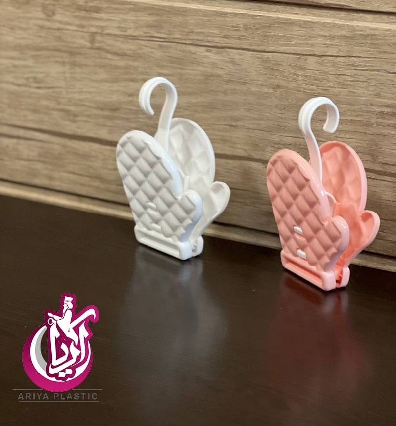 sell-clips-gloves-nikan پخش عمده گیره دستکش نیکان